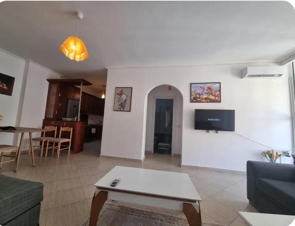 Lea's 2 Saranda